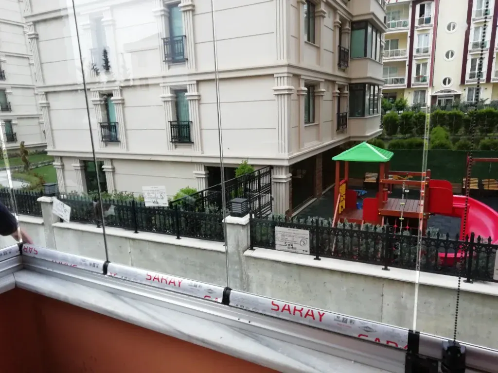 Eşiksiz Sürme Cam Balkon - Cam Balkon Uygulaması